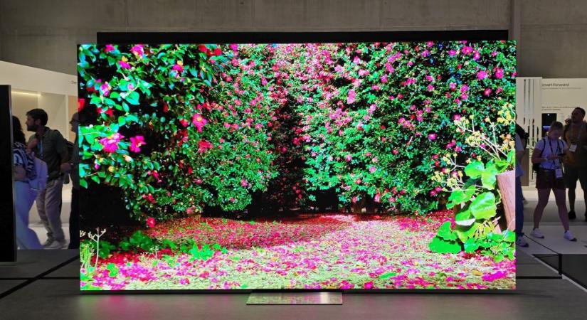 A Samsung új OLED tévéje fényerőben veri a Mini LED-eket is!