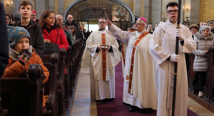 A remény éltetése a jubileumi szentév feladata(galériával és videóval)