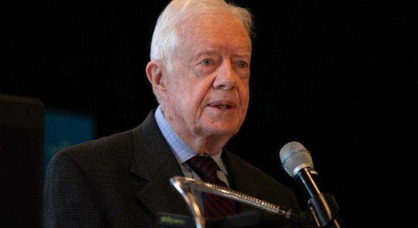 Az űrben utazik tovább Jimmy Carter hangja