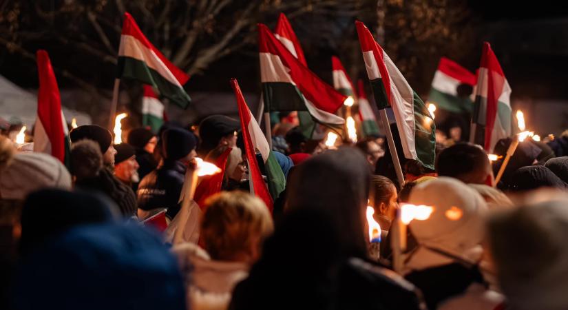 Magyar politikai botrányok 2024-ből, amiket a Holdról is látni lehetett