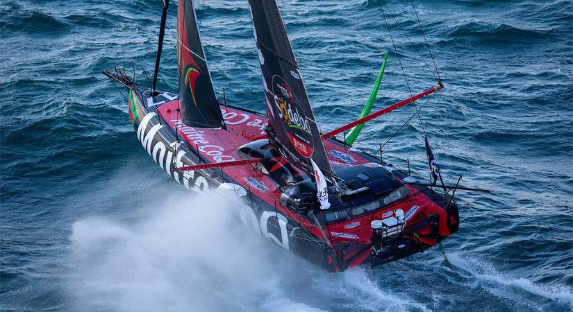 Vendée Globe 2024-25 – A hetedik hét – Bestaven kiállni kényszerült, biztosan új győztes lesz a szóló földkerülőn