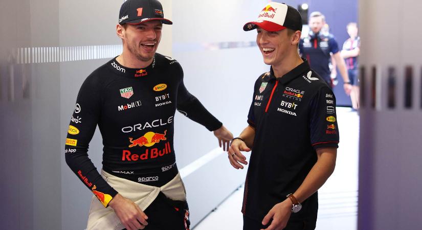 F1: Ezért lesz a tapasztalatlan pilóta Verstappen csapattársa