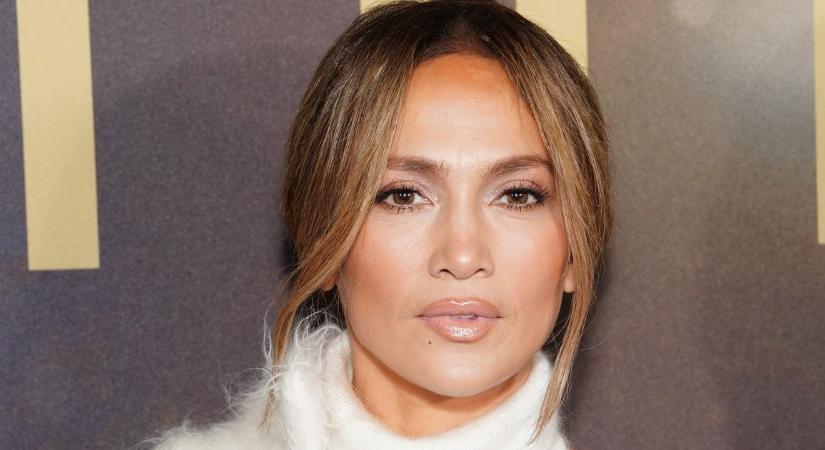 Rendőrök rohanták le Jennifer Lopez exének házát