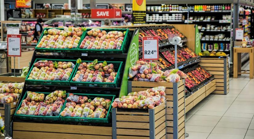 Ha még ma akar vásárolni siessen, rövidített napot tartanak a boltok