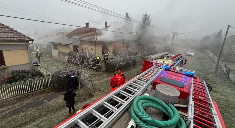 Áldozatot követelt a tűz Gelsén