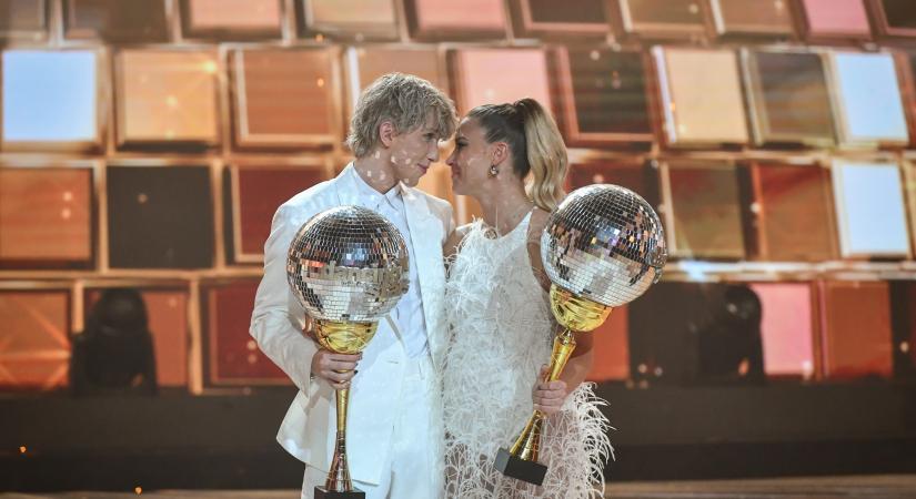 Valami elképesztő helyen szilveszterezik a Dancing with the Stars győztese: hidd el, te is szívesen cserélnél WhisperTonnal