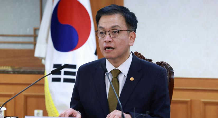 Dél-Korea megbízott elnöke új alkotmánybírák kinevezéséről döntött a politikai válság kezelésére