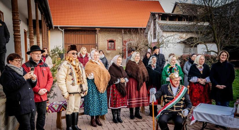 Kisdorogon szorongatták meg a csobánolók a képviselőjelöltet