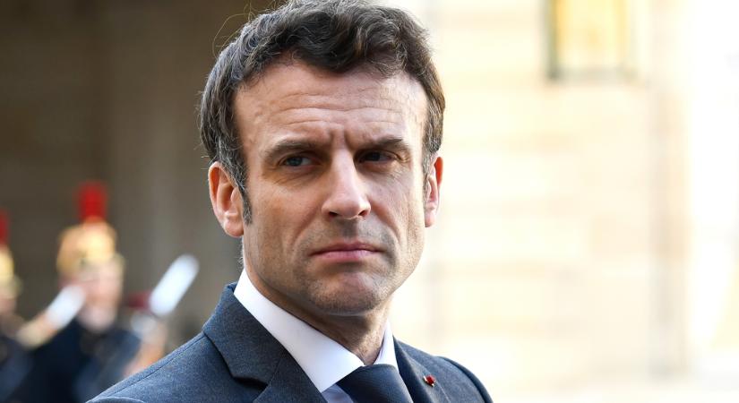 Újévi beszédében bocsánatot kért Emmanuel Macron