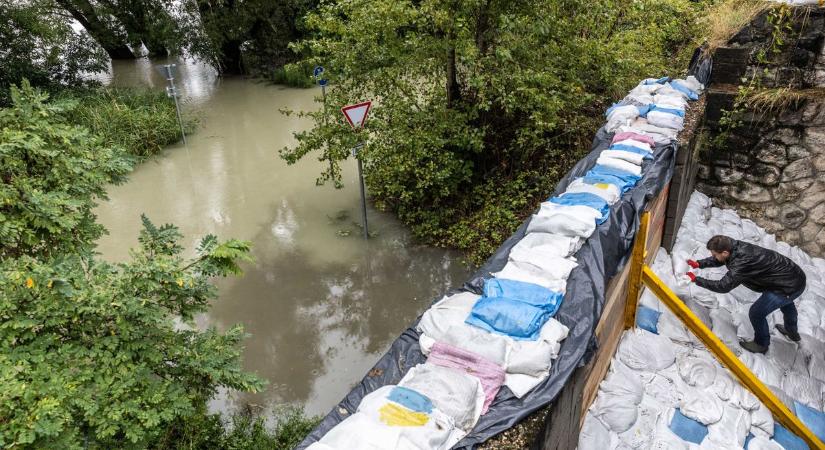 A hónap, amit elvitt az árvíz elleni küzdelem, de a Primákra is büszkék lehettünk