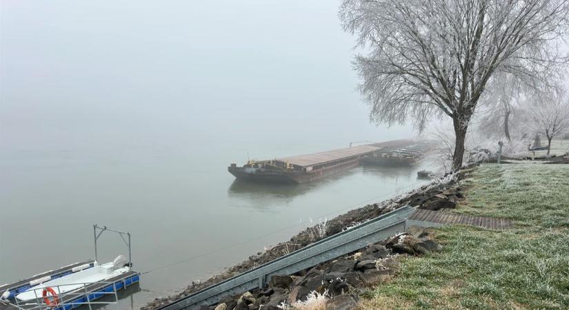 Hajóbaleset történt Bogyiszló térségében az év első napján (videóval)