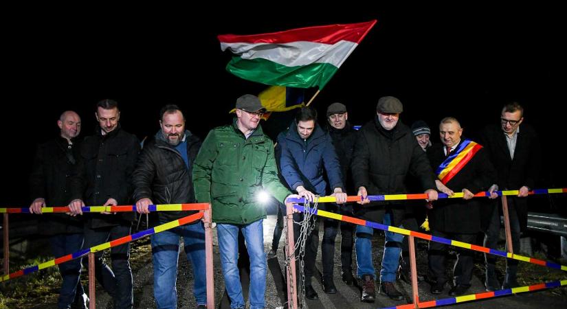 Határmenti örömünnep – Három szatmári határátkelőnél is megünnepelték a schengeni csatlakozást