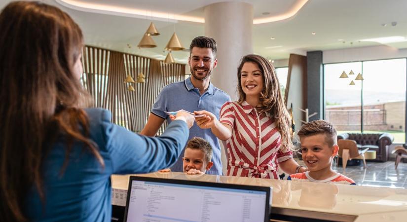 Nőtt a cafeteria-juttatások összege tavaly, a SZÉP-kártya továbbra is a turizmust pörgeti