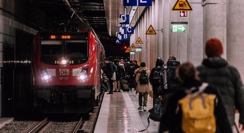 Bedrogozva vezette a vonatot, elkapták a rendőrök