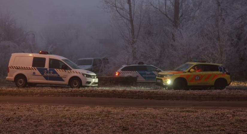 Borzasztó! Holttestet találtak a kiskunhalasi Dong-éri-csatornában – galériával, videóval