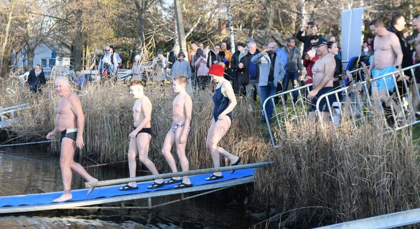 Jeges csobbanás helyett inkább a takaró melege