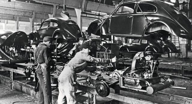 75 éve lett valóban népautó a Volkswagenből