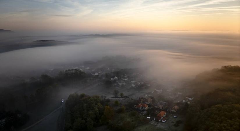 Ködös időre figyelmeztet a Magyar Közút