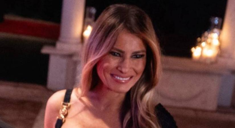 Az 54 éves Melania Trump dekoltázsa vonzotta a tekinteteket: szexi estélyiben ünnepelte az új évet