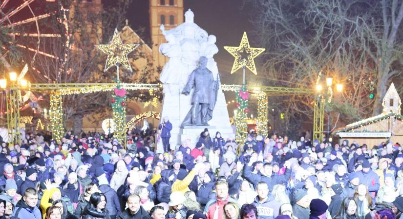 Szilveszter után ötezer liternyi szemetet hagytunk a belvárosban