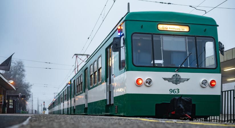 Közlekedő Tömeg: a HÉV-szerelvények felújítása csak tűzoltás