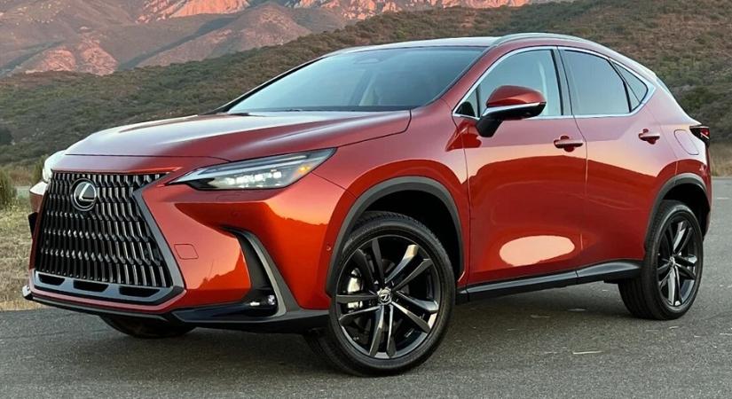 Hibátlan autót keresel? Kettő is van: egy Toyota és egy Lexus