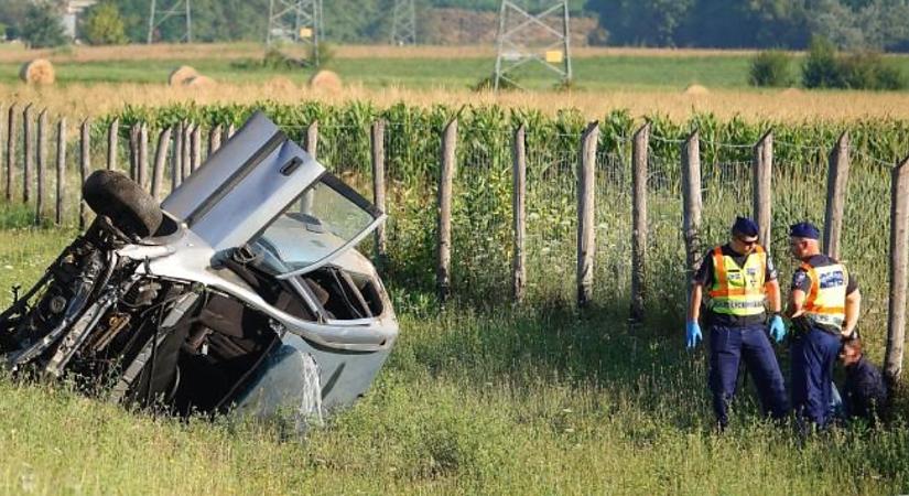 Csaknem 16 ezer határsértőt fogtak el tavaly Magyarországon