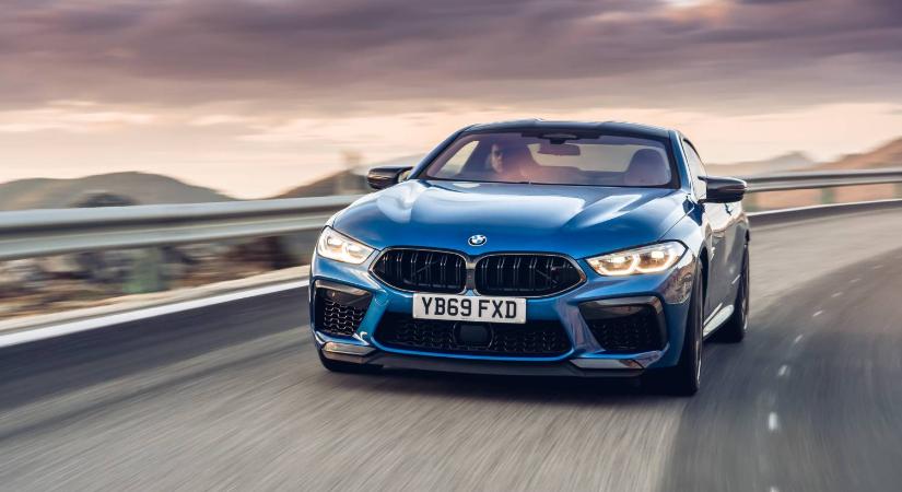 Kabrióként és négy ajtóval marad a BMW M8, tisztes sportautóként elkaszálják