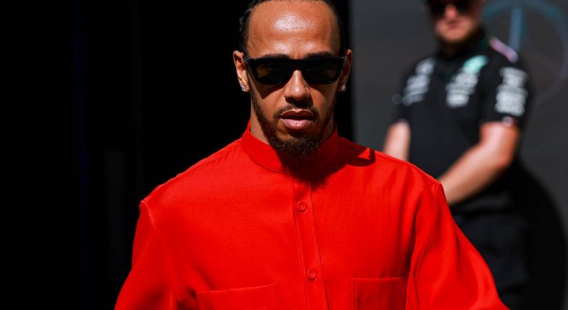 F1: Hamilton üzent a Ferrari-szurkolóknak