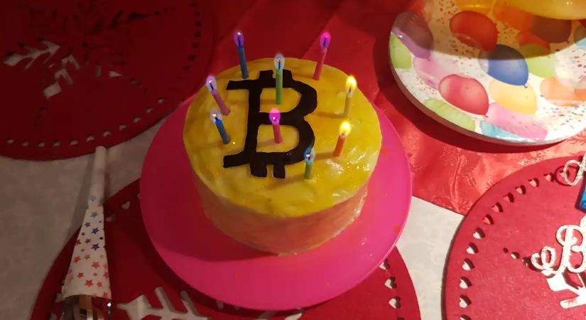 16 éves a Bitcoin