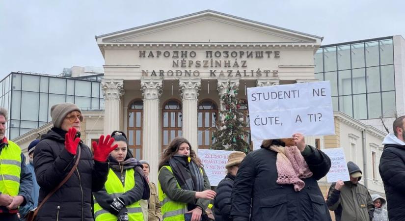 Hétről hétre többen tüntetnek Szabadkán