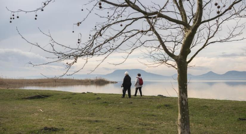 Siófokon 0, Keszthelyen 12 fok volt