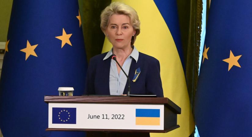 Ursula von der Leyen súlyos tüdőgyulladást kapott