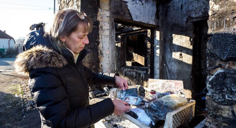 Jótékonysági piaccal segítik Nyúlon a leégett ház lakóit