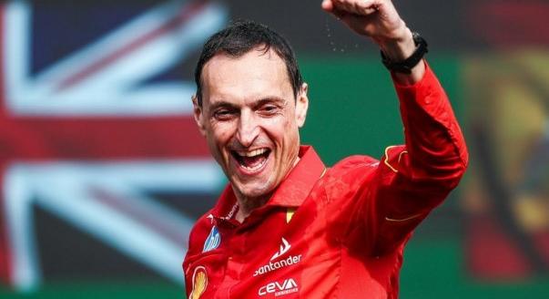 Olasz sajtó: Döntött a Ferrari Hamilton versenymérnökéről