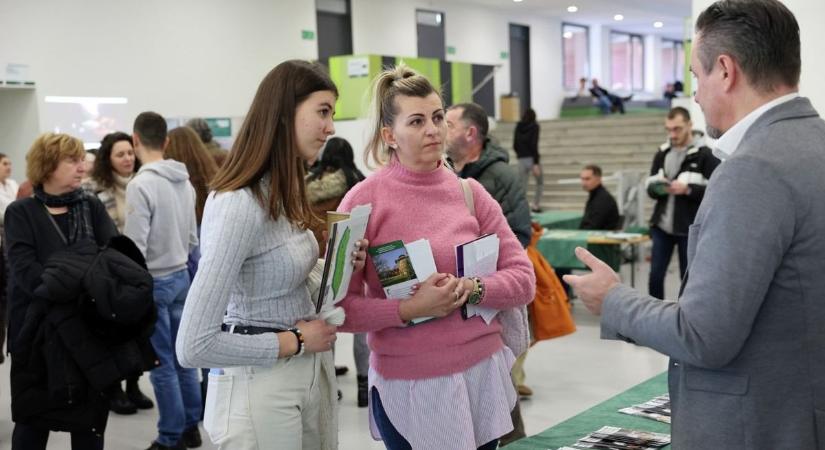 Nyílt napra várja a felvételizőket a gyöngyösi campus