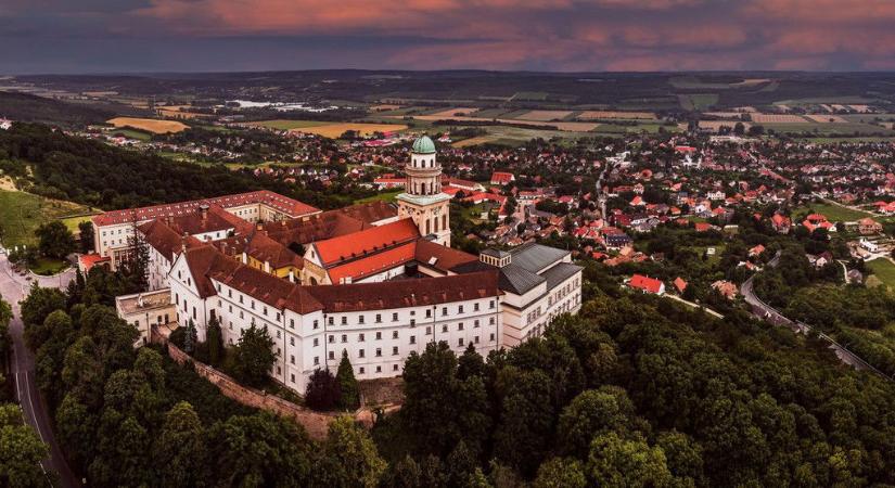 Nagyot átírták 3 híres magyar város nevét, rá sem ismernél, ha csak az eredetit tudnád