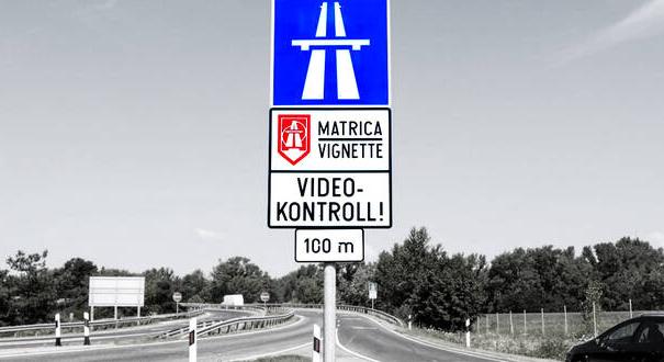 Mennyibe kerül Európában a pályamatrica és hol (nem) kell fizetni motorra?