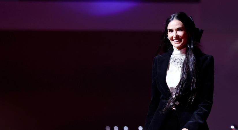 A 62 éves Demi Moore elképeszteőn boldog: csodás dolog történt a családban