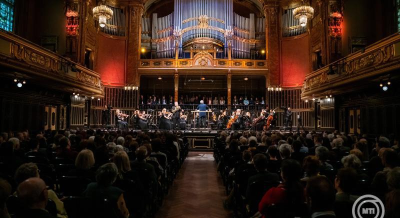 Hegedűgálával tiszteleg a Concerto Budapest a magyar hegedűművészet legendái előtt