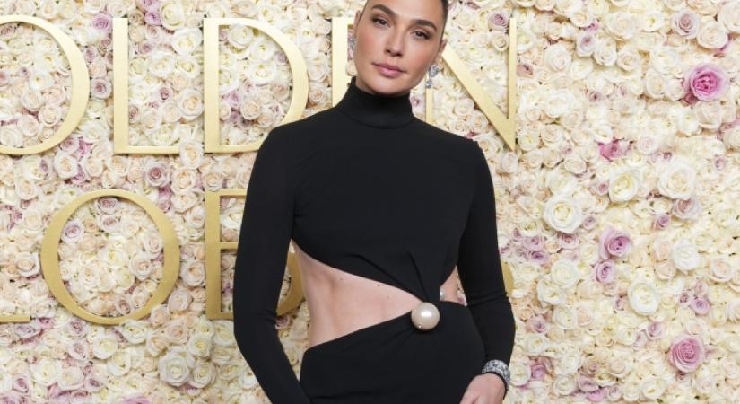 Gal Gadot tarolt a Golden Globe vörös szőnyegén: ő és Zendaya voltak a gála legszebbjei idén - Fotók