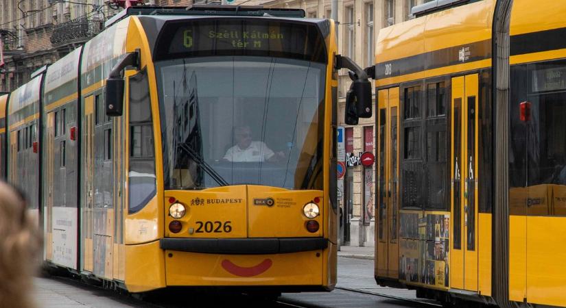 Leállt a villamos a Nagykörúton, rosszul lett egy utas