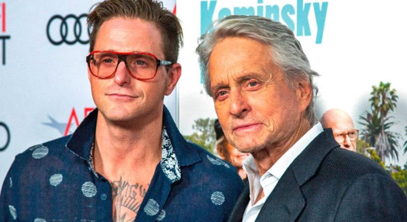 Hihetetlen, hogy kigyúrta magát Michael Douglas fia 46 évesen! (Fotók)