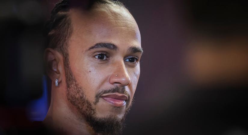 Lewis Hamilton először üzent a szurkolóknak Ferrari-versenyzőként