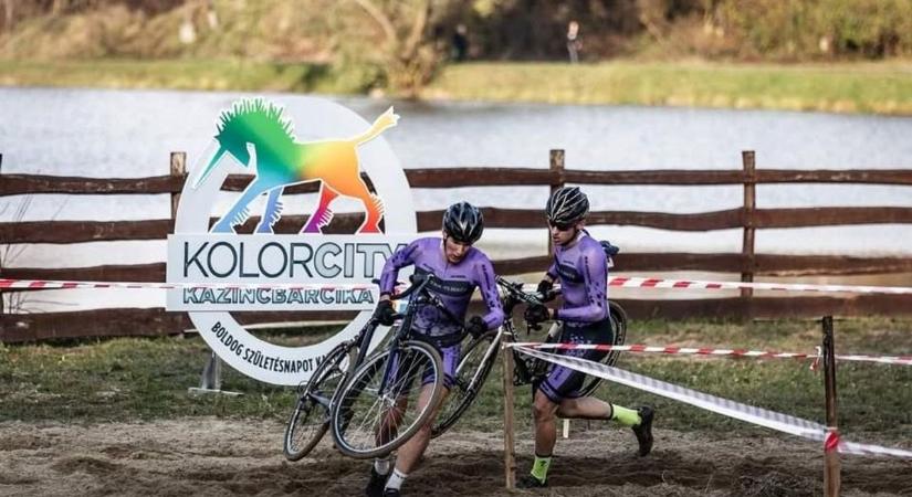 Cyclo-cross: rézsűk, palánk, kanyarok, és egy homokbánya