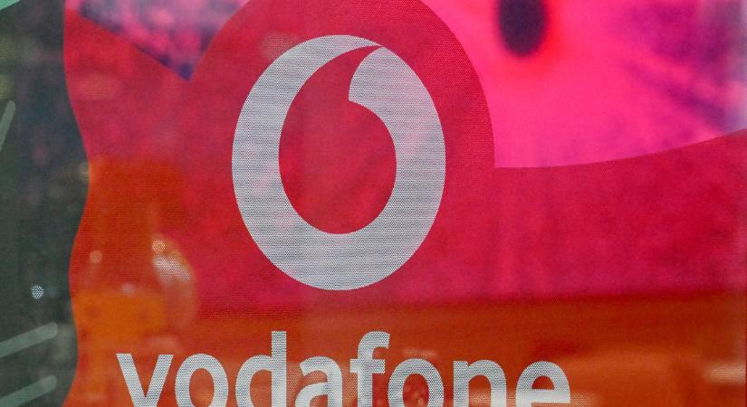 Addig cserélgette a magyar állam a Vodafone részvényeit, hogy 13 milliárd forintot bukott rajta