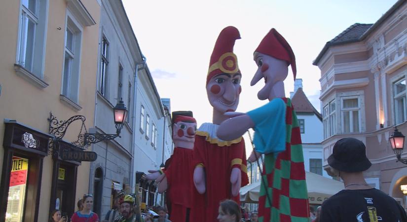 Sikeres, de nehéz év a Vaskakasban