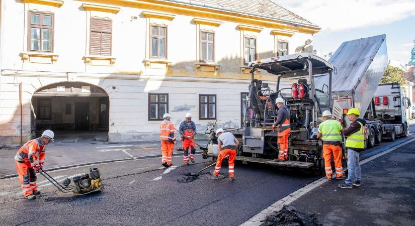 A soproni önkormányzat jelentős lépéseket tett a modern városi infrastruktúra felé