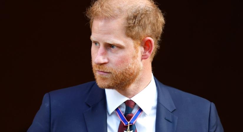 Harry elvesztette a fejét: a herceg teljesen kiakadt Meghan apjára, Thomas megjegyzései iszonyatosan feldühítették őt