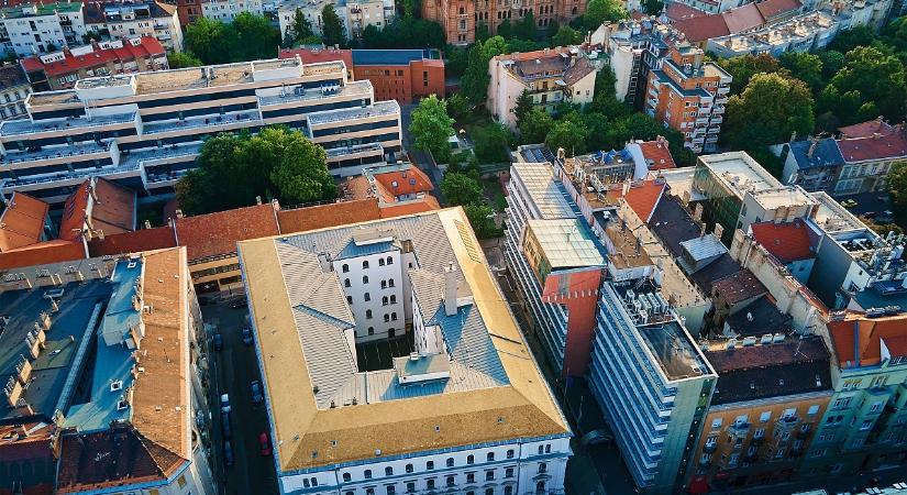 Berobbantja a diós bejgli a lakáspiacot